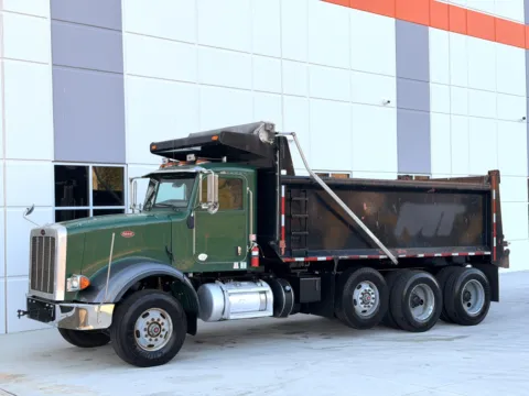 Another view of 2011 PETERBILT 367 for sale in Greer, SC at Forge Truck Centers - South Carolina