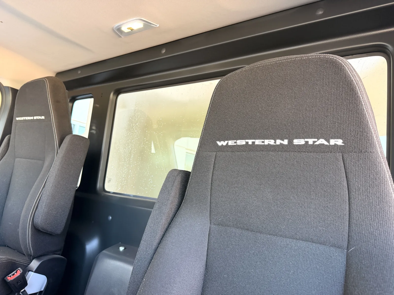 2024 Western Star 4700 - image 21