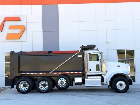More photos of 2016 PETERBILT 367 at Forge Truck Centers - South Carolina, SC
