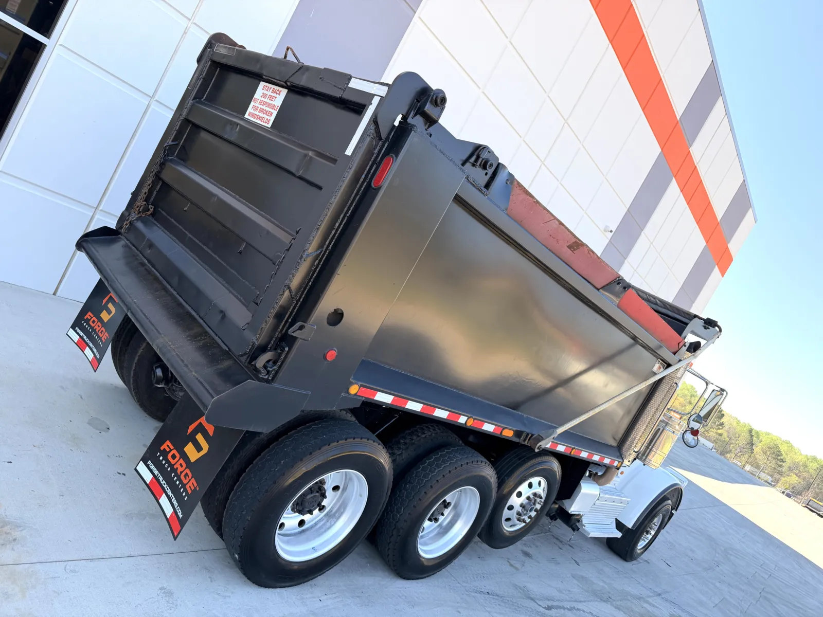 2016 Peterbilt - image 12