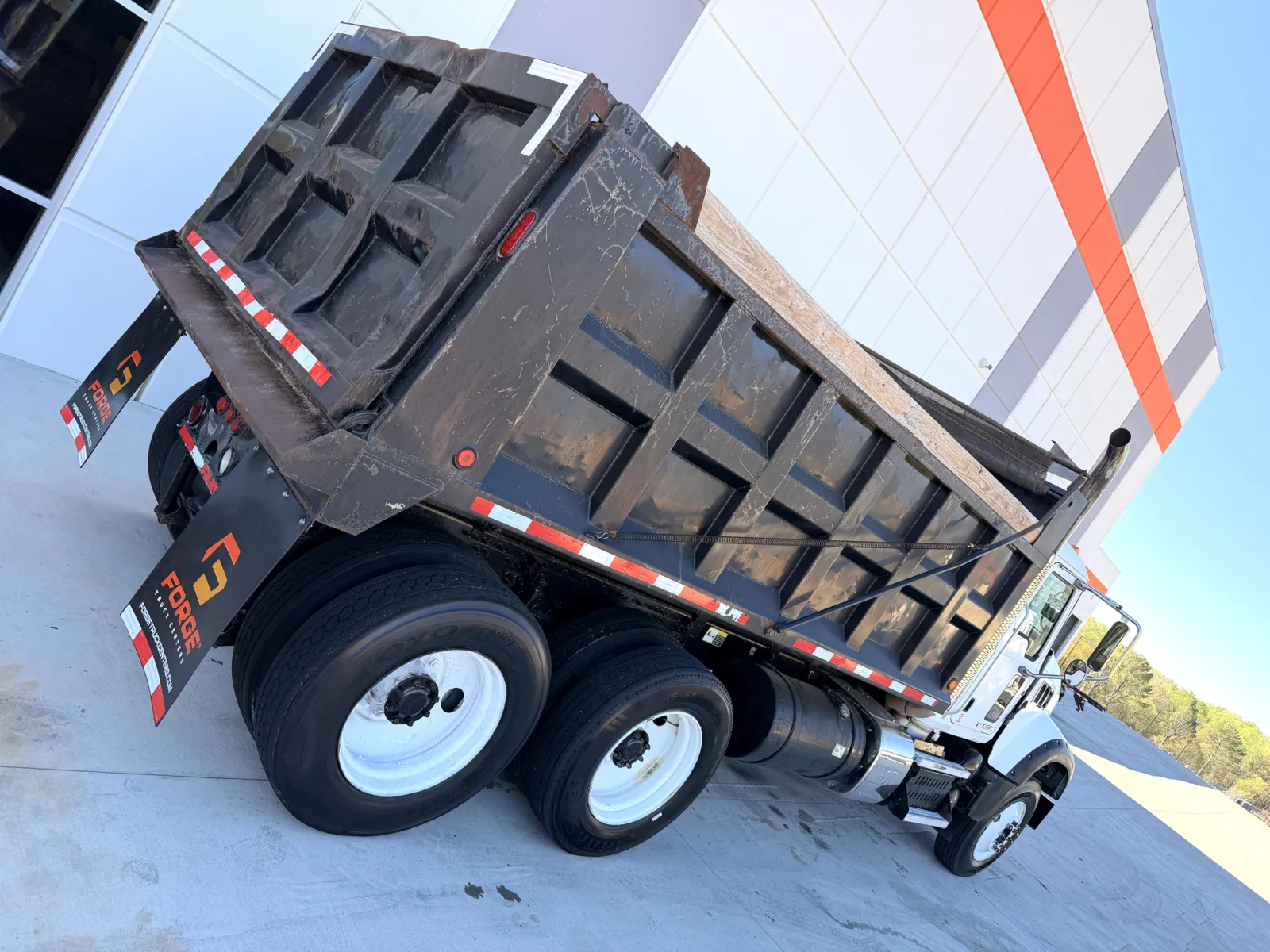 2013 Mack - image 12