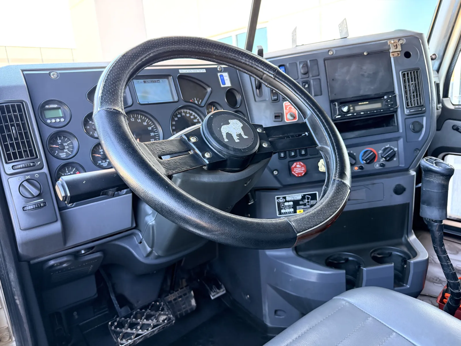 2013 Mack - image 16