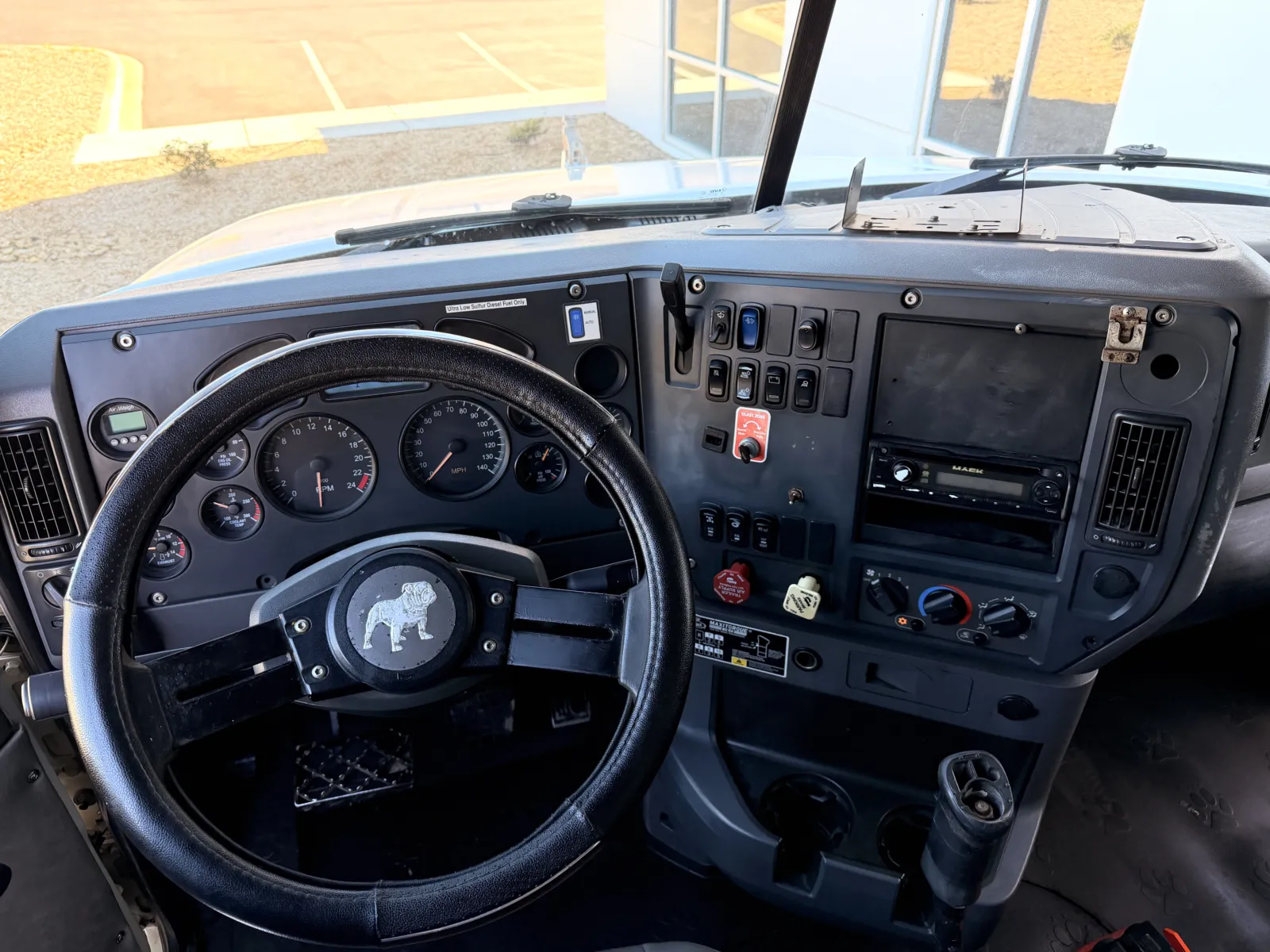 2013 Mack - image 17