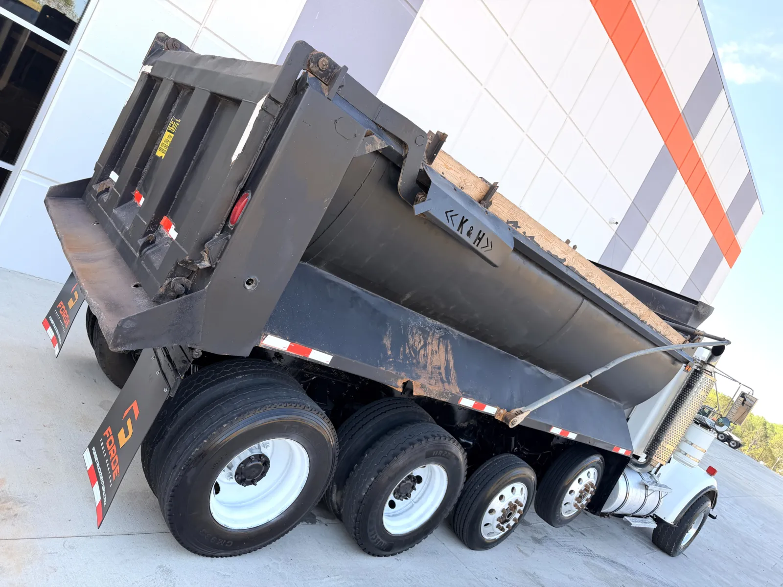 2001 Kenworth W900 - image 12