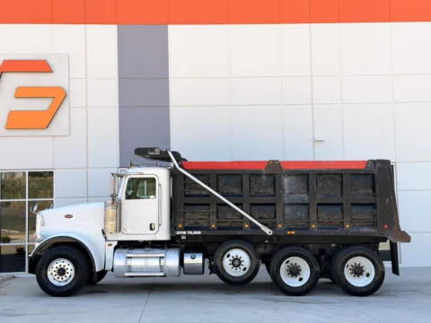 More photos of 2016 PETERBILT 367 at Forge Truck Centers - South Carolina, SC