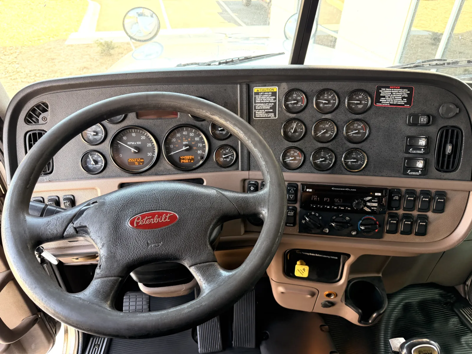 2016 Peterbilt - image 17