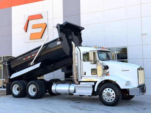 2019 KENWORTH T800 for sale in Greer, SC