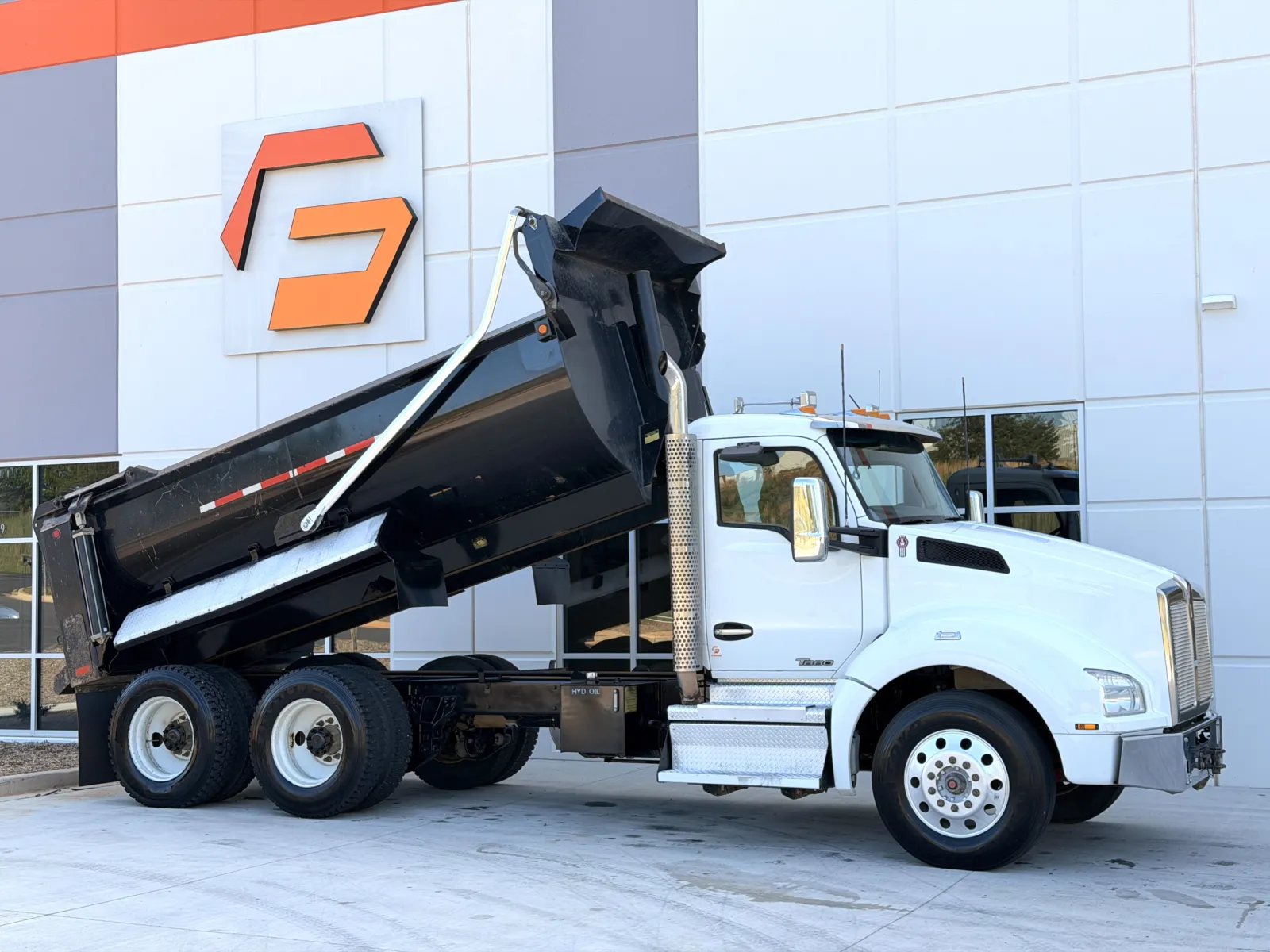 2020 KENWORTH T880 for sale in Greer, SC