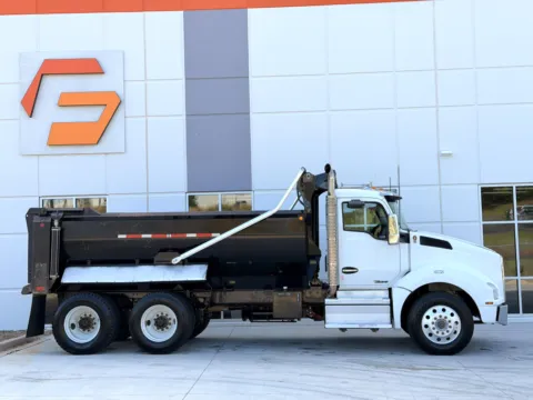 More photos of 2020 KENWORTH T880 at Forge Truck Centers - South Carolina, SC