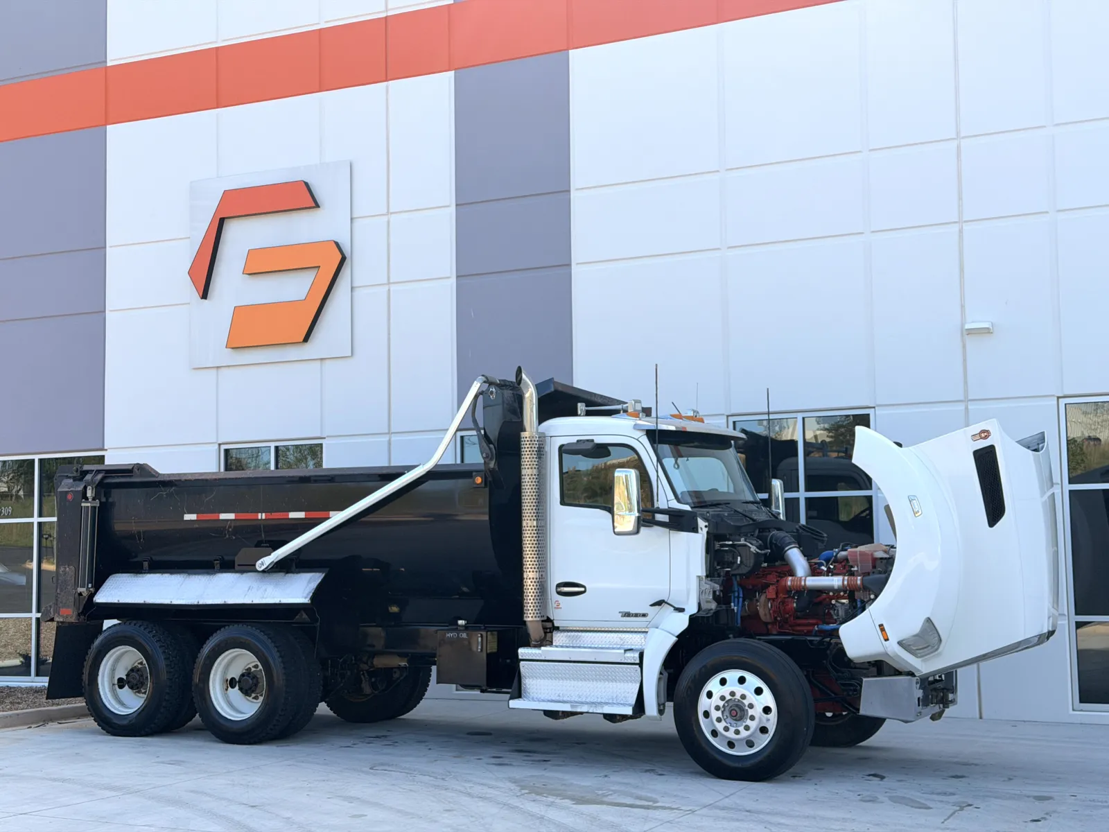 2020 Kenworth T880 - image 10