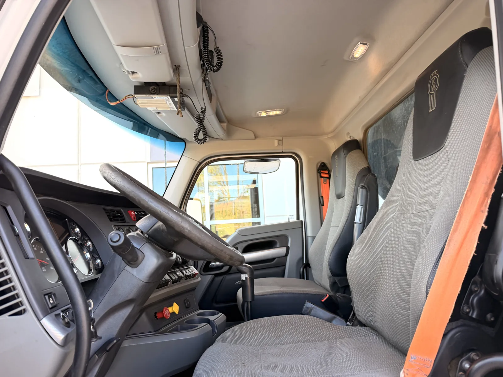 2020 Kenworth T880 - image 15