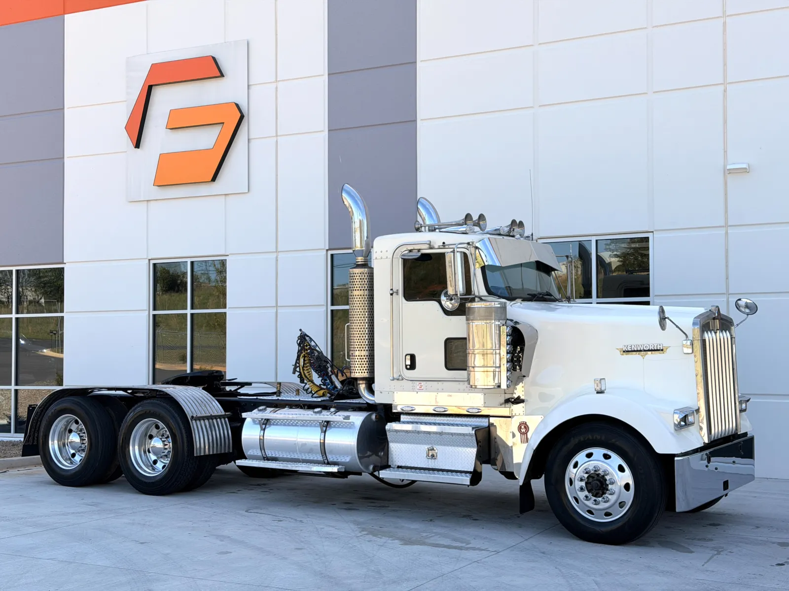 2005 KENWORTH W900 for sale in Greer, SC