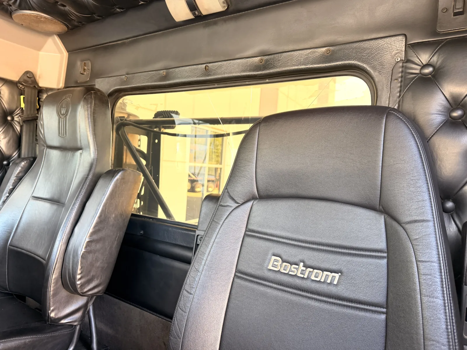 2005 Kenworth W900 - image 20