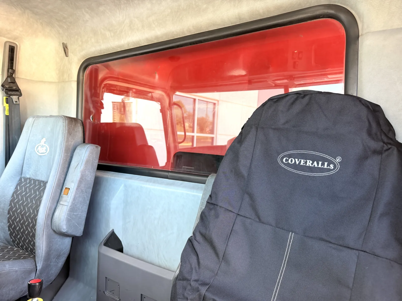 2017 Mack - image 21