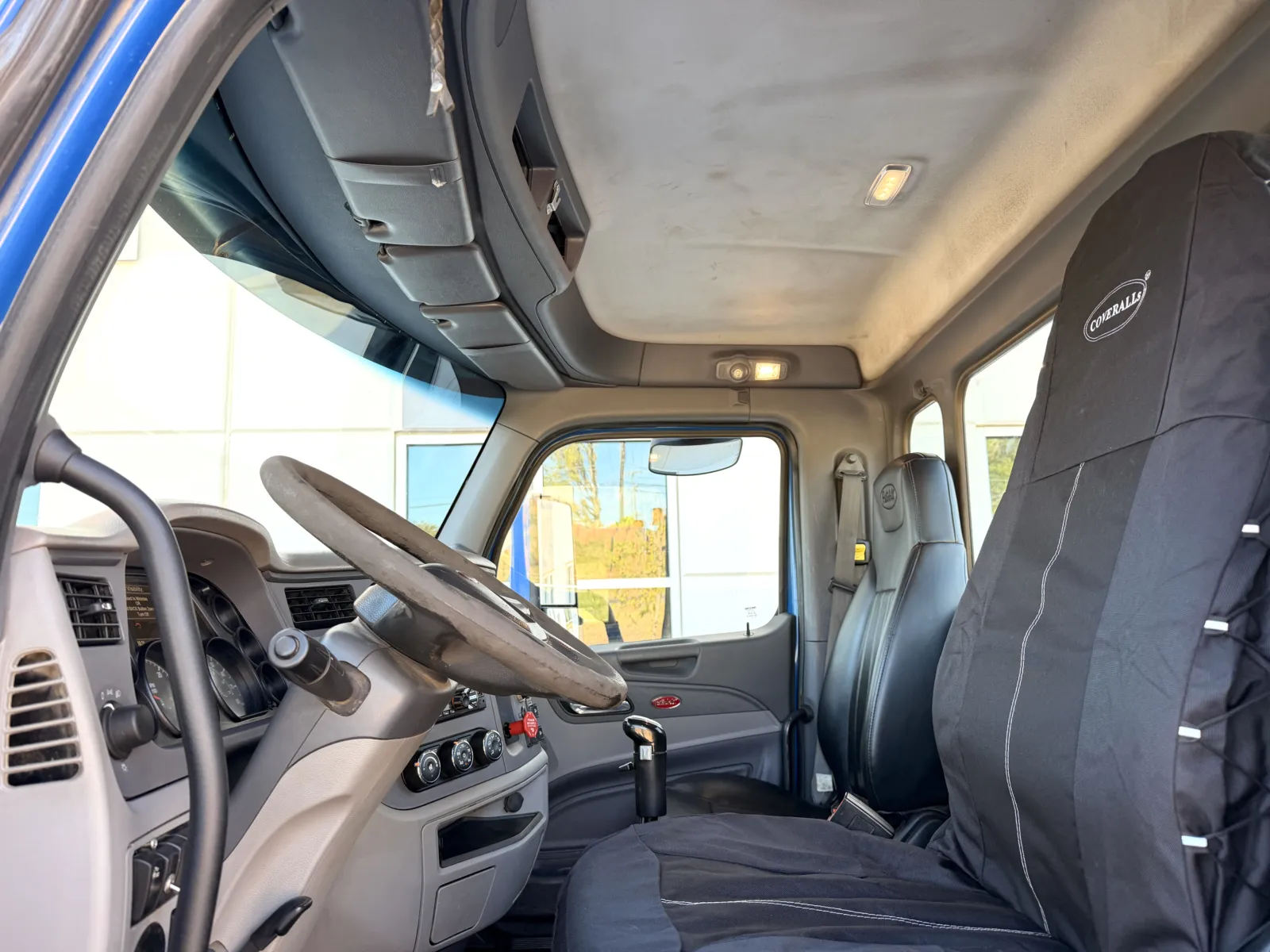 2016 Peterbilt 567 - image 14