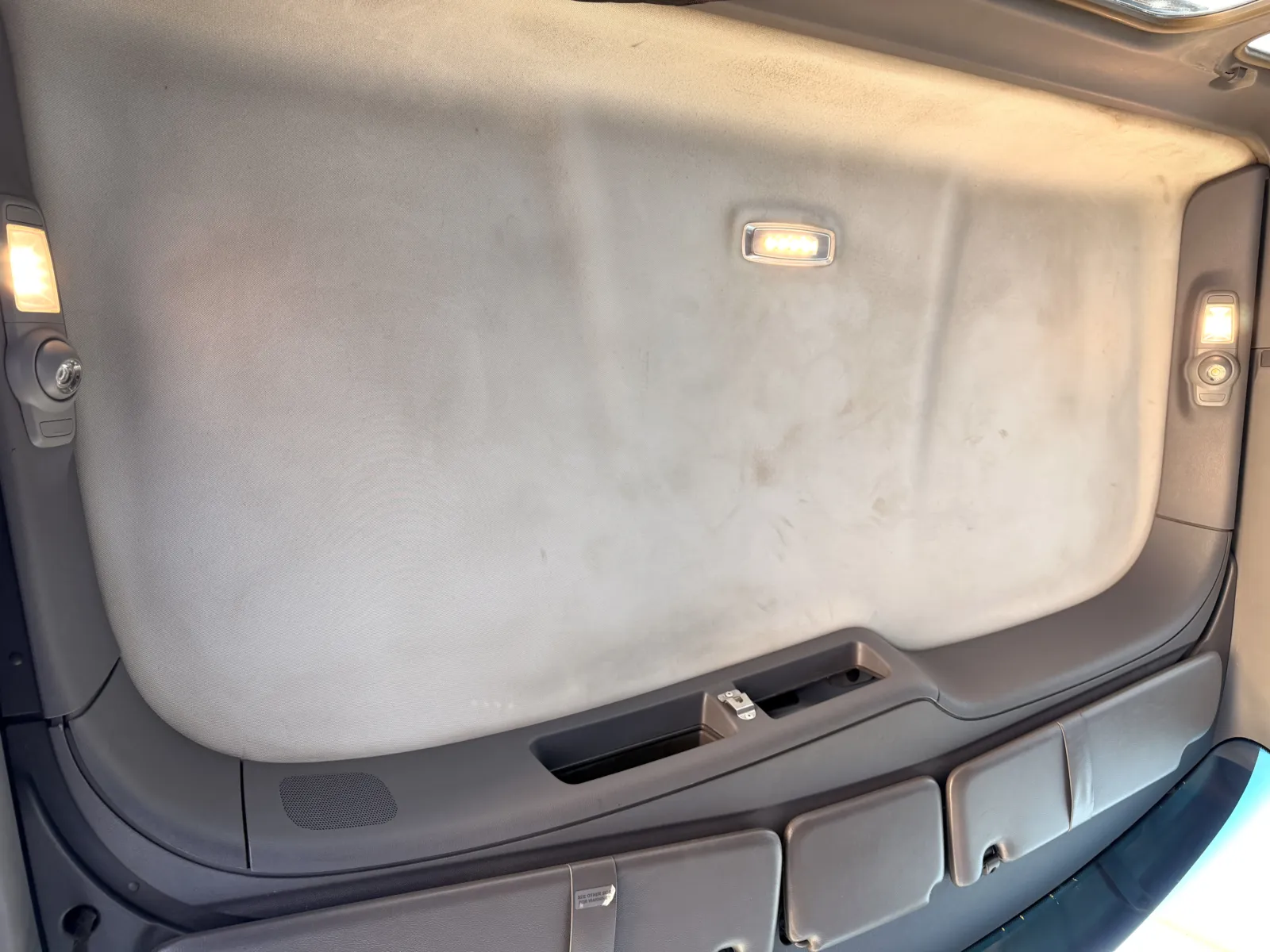 2016 Peterbilt 567 - image 21