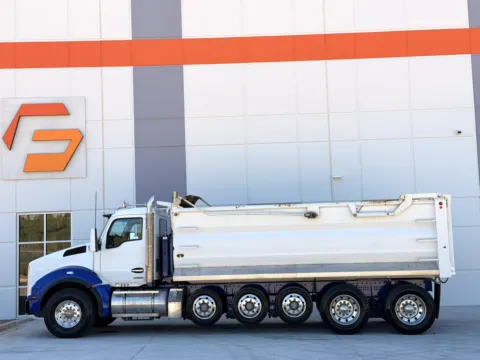 More photos of 2023 KENWORTH T880 at Forge Truck Centers - South Carolina, SC