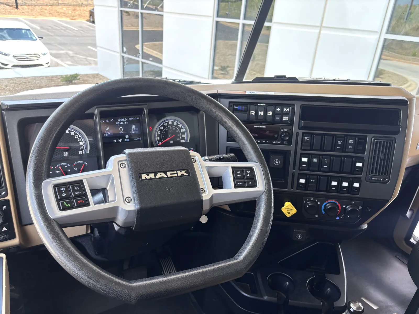 2023 Mack Granite - image 16