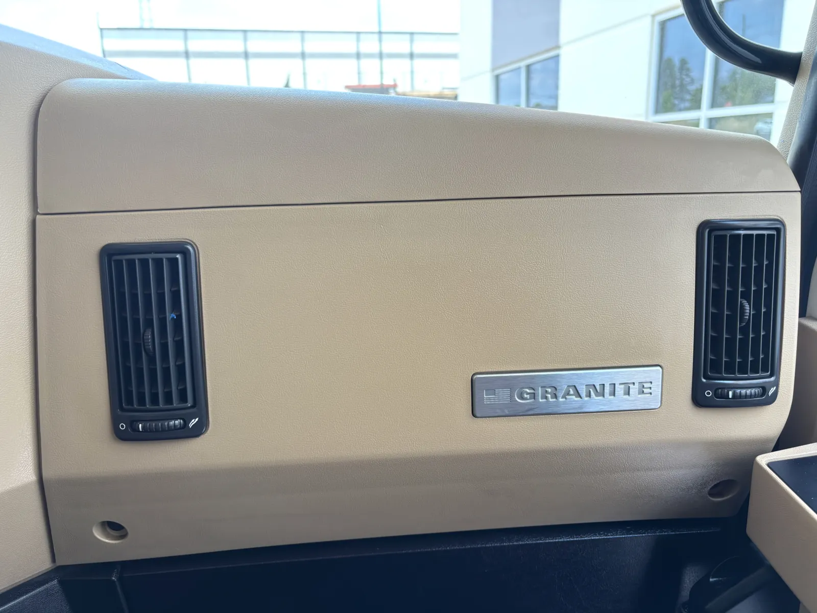 2023 Mack Granite - image 19