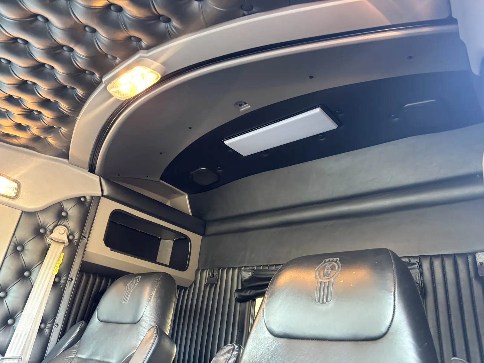 2024 Kenworth T800 - image 23