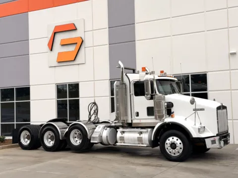 2015 KENWORTH T800 for sale in Greer, SC