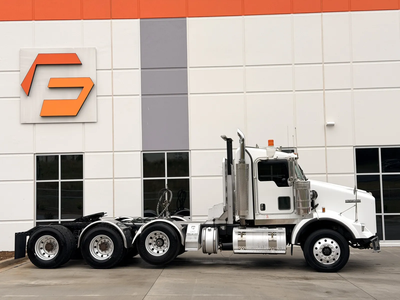 2015 Kenworth T800 in Greer, SC — photo 3