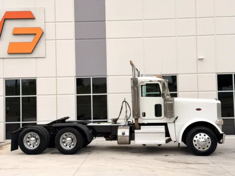 Another view of 2020 PETERBILT 389 for sale in Greer, SC at Forge Truck Centers - South Carolina