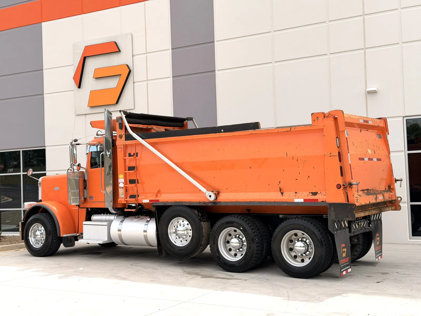 2018 Peterbilt 389 in Greer, SC — photo 7