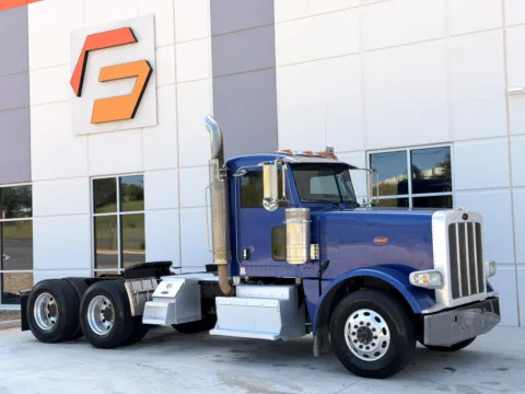 2014 PETERBILT 388 for sale in Greer, SC