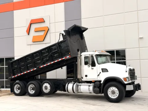 2004 MACK CV713 for sale in Greer, SC