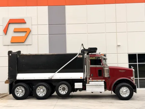 More photos of 2019 PETERBILT 367 at Forge Truck Centers - South Carolina, SC