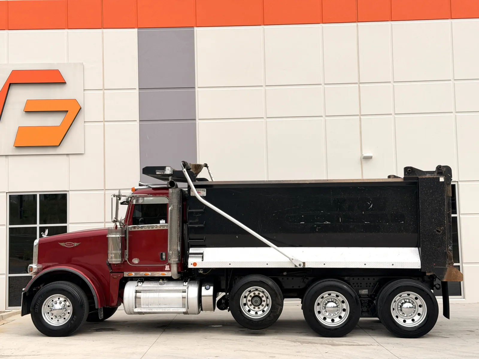 2019 Peterbilt 367 in Greer, SC — photo 5