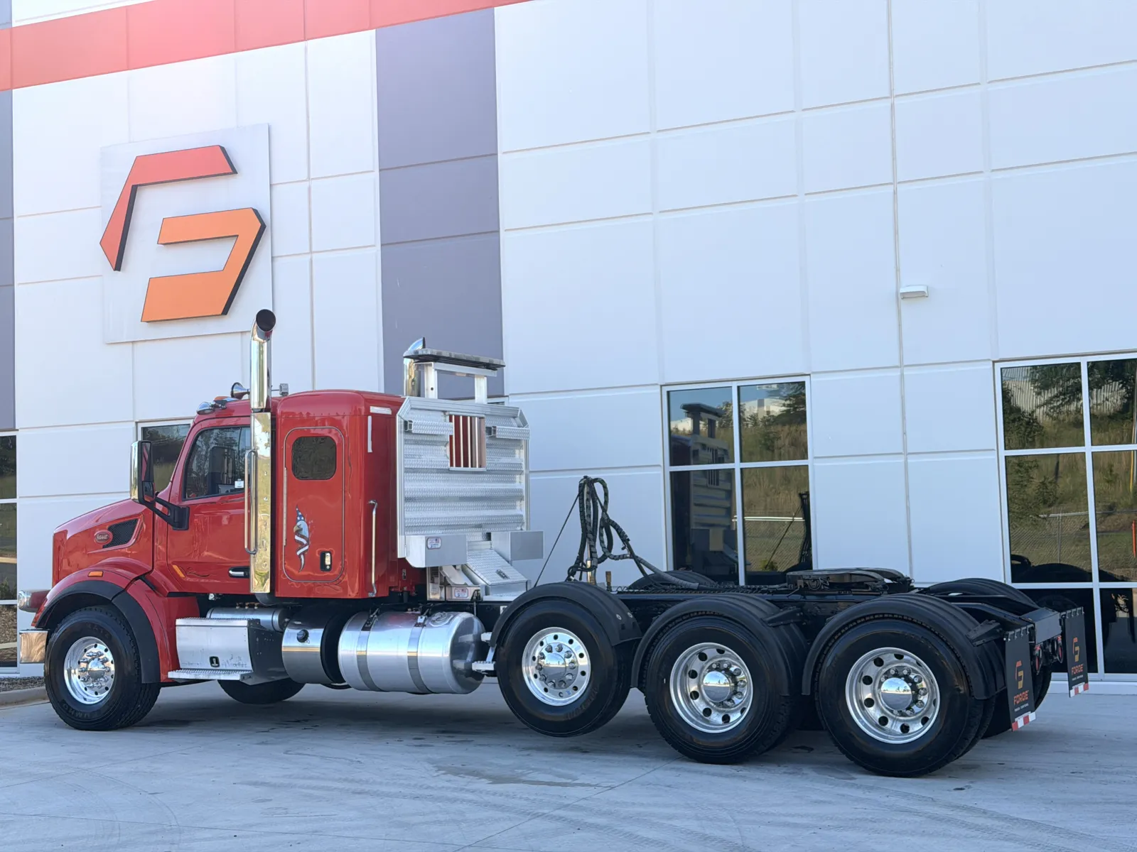 2015 Peterbilt 567 in Greer, SC — photo 6