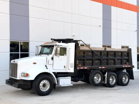 Another view of 2006 PETERBILT 378 for sale in Greer, SC at Forge Truck Centers - South Carolina