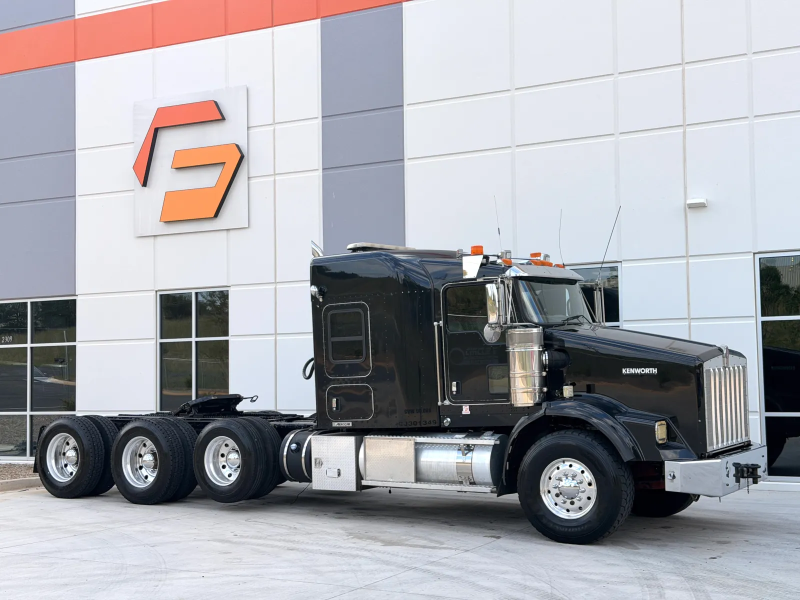 2012 KENWORTH T800 for sale in Greer, SC
