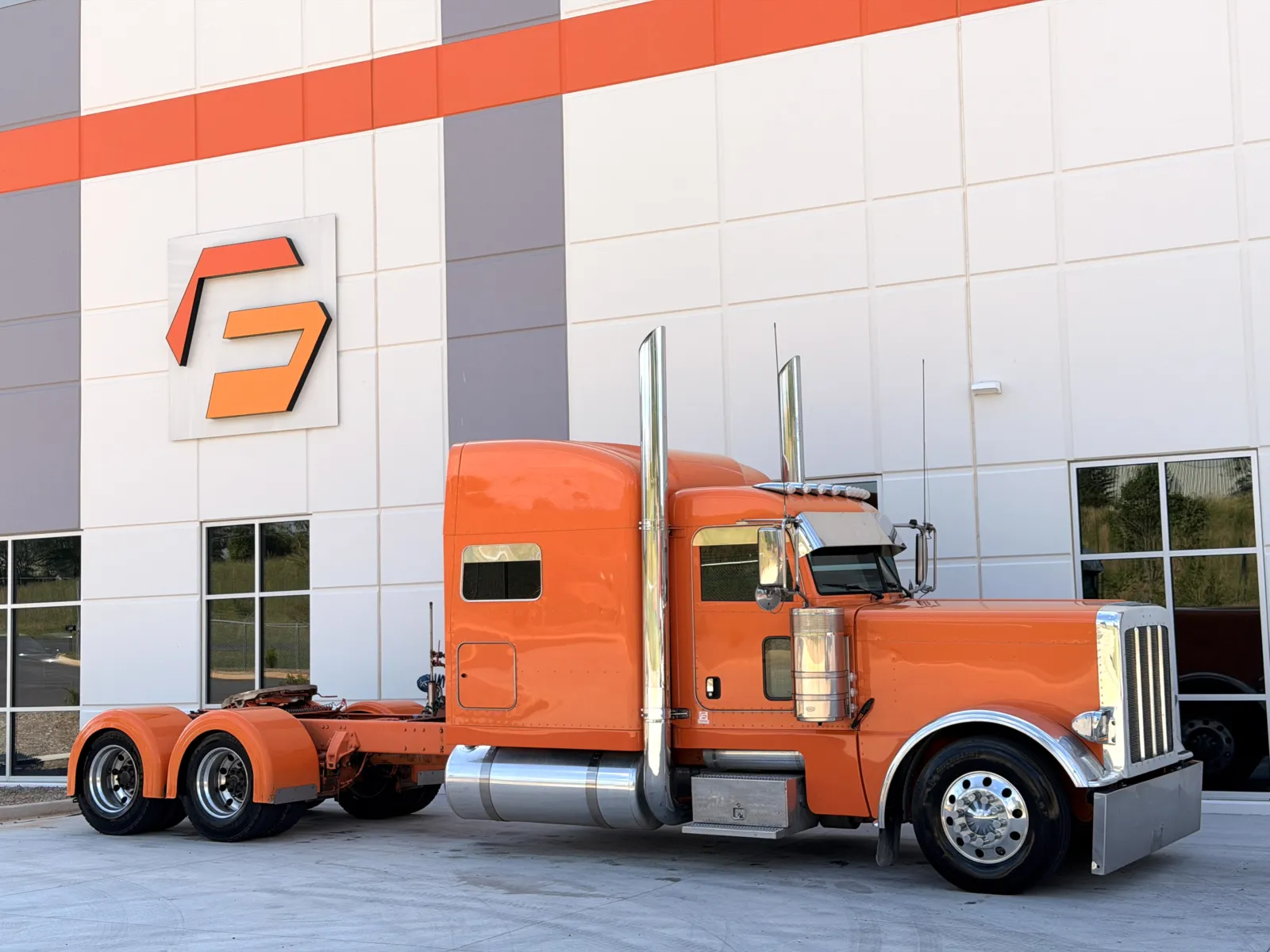 2017 Peterbilt 389 in Greer, SC