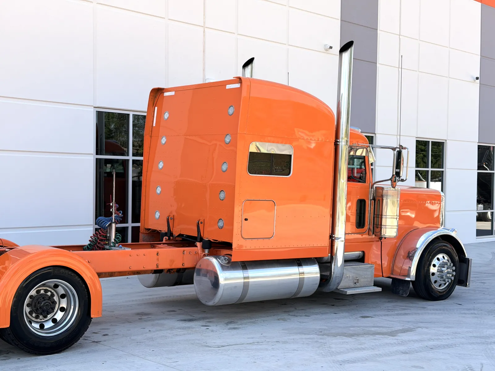 2017 Peterbilt 389 in Greer, SC — photo 7