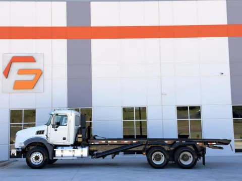 More photos of 2019 MACK GRANITE at Forge Truck Centers - South Carolina, SC