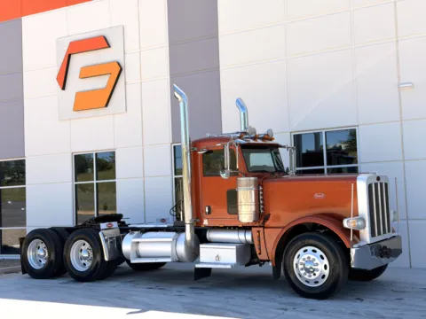 2016 PETERBILT 389 for sale in Greer, SC
