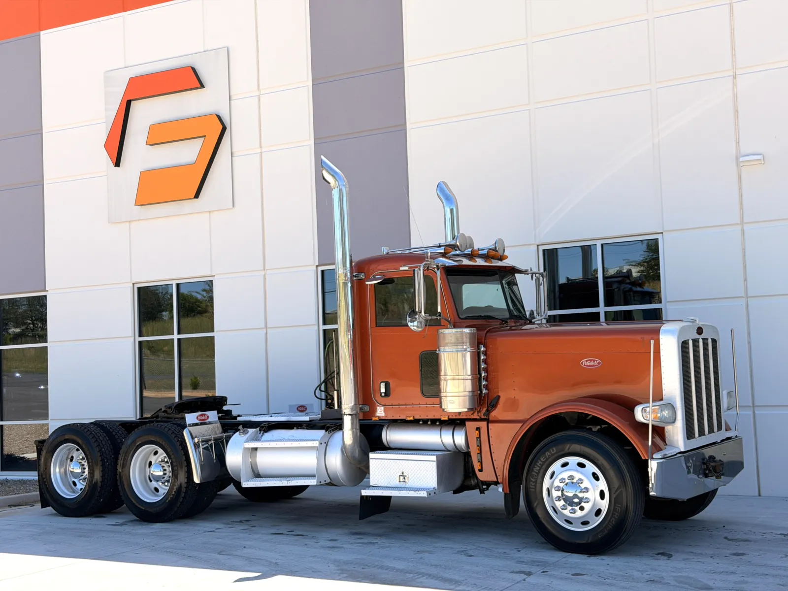 2016 PETERBILT 389 for sale in Greer, SC