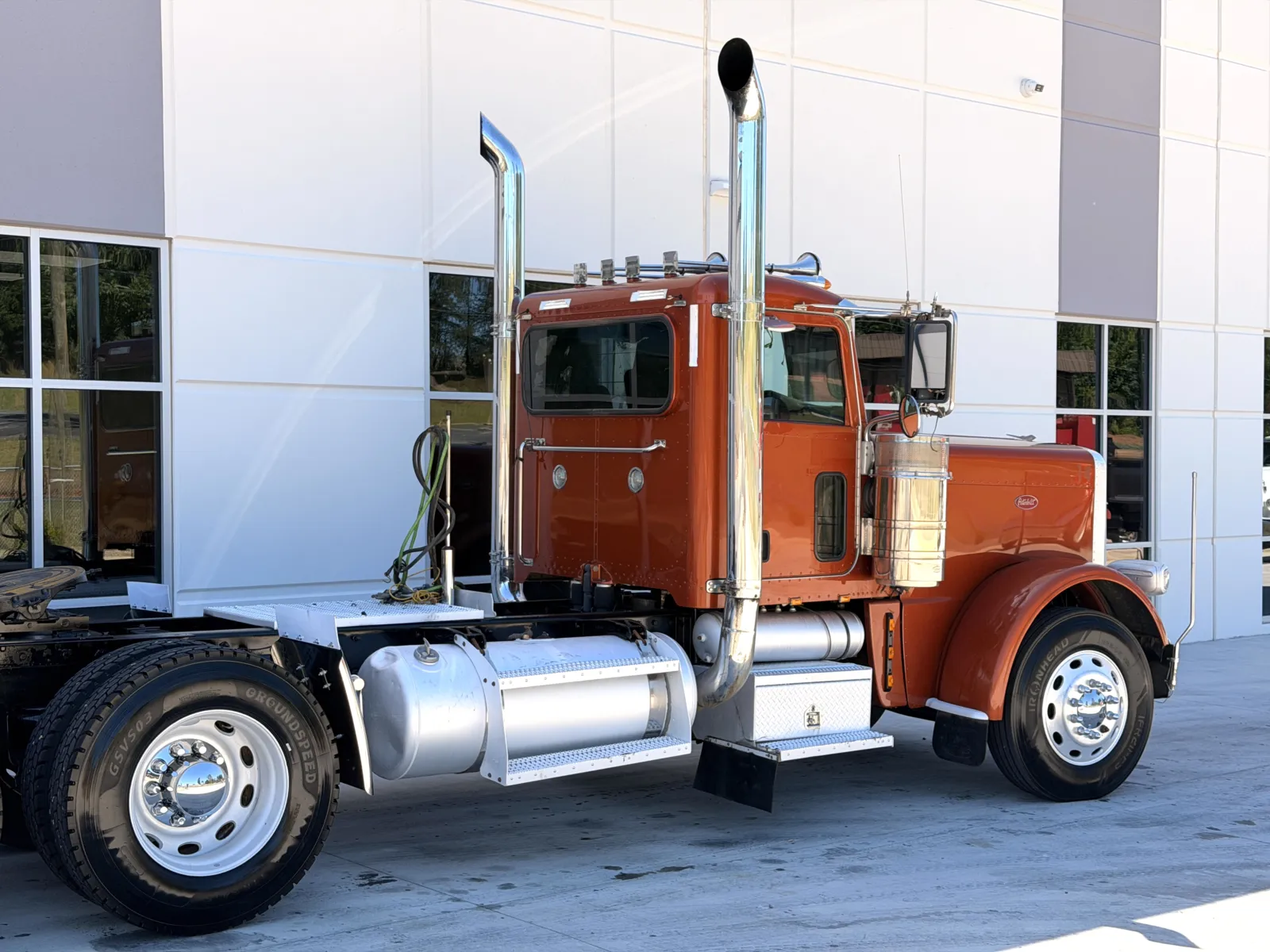 2016 Peterbilt 389 in Greer, SC — photo 7