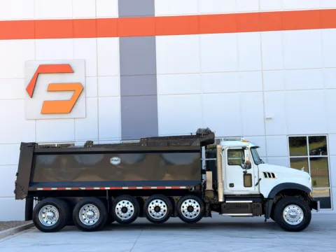 More photos of 2019 MACK GR64F at Forge Truck Centers - South Carolina, SC