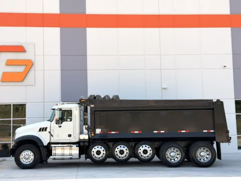 More photos of 2019 MACK GR64F at Forge Truck Centers - South Carolina, SC
