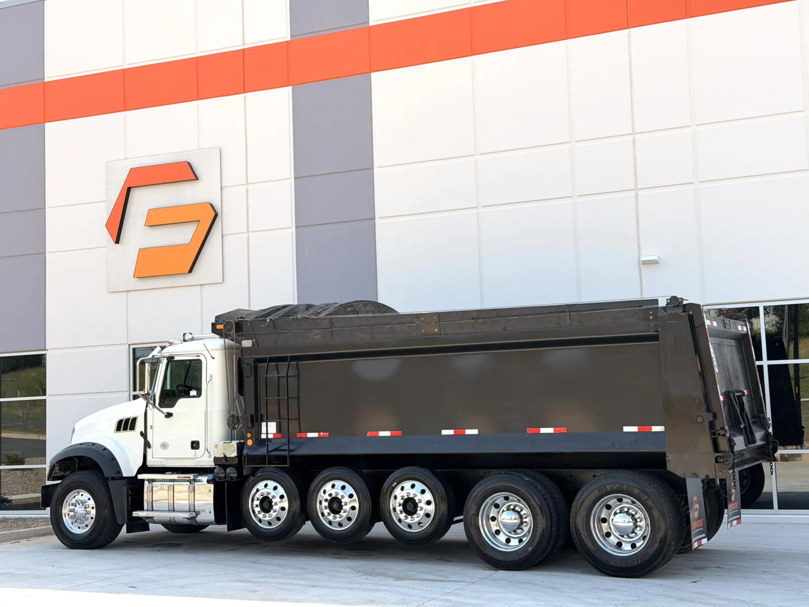 2019 Mack Granite in Greer, SC — photo 7