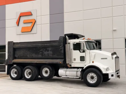Photos of 2001 KENWORTH T800 for sale in Greer, SC at Forge Truck Centers - South Carolina