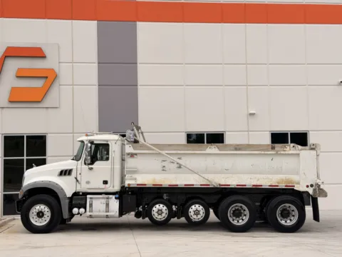 More photos of 2017 MACK GU713 at Forge Truck Centers - South Carolina, SC