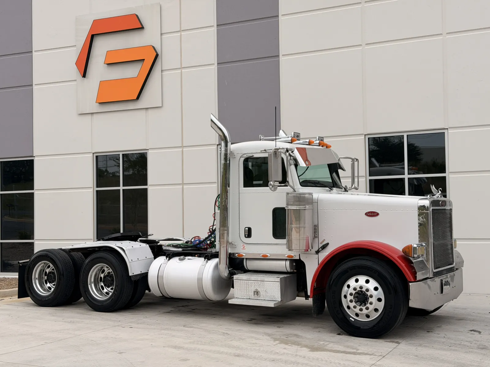 2005 PETERBILT 379 for sale in Greer, SC