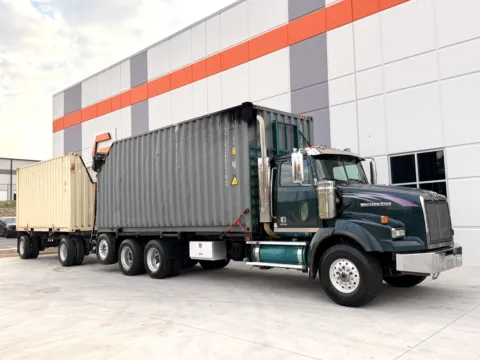 2017 WESTERN STAR 4900 for sale in Greer, SC