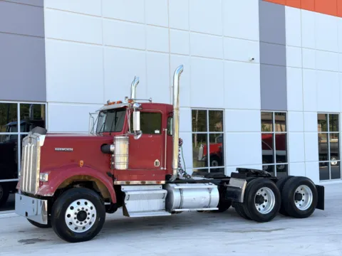 Photos of 1997 KENWORTH W900 for sale in Greer, SC at Forge Truck Centers - South Carolina
