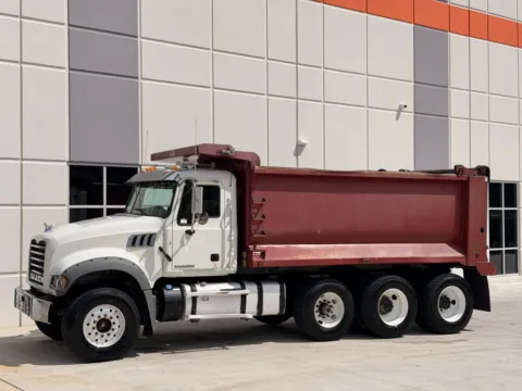 Another view of 2015 MACK GU713 for sale in Greer, SC at Forge Truck Centers - South Carolina